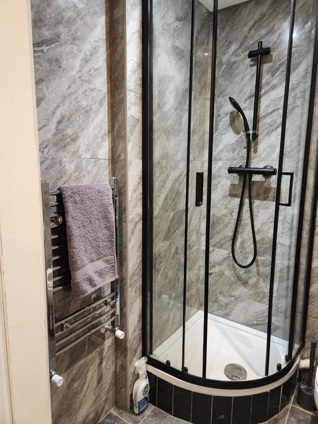Ensuite Studio Flat Crawley-Gatwick Ifield Exterior photo
